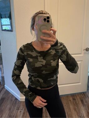 Lululemon Wunder Train Cropped Long Sleeve Shirt Size 6